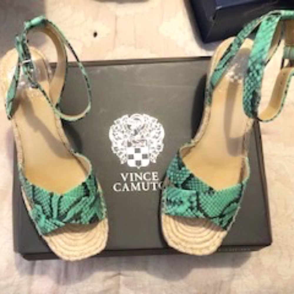 Vince Camuto Espadrille